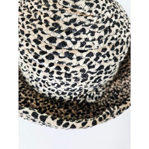 Vintage Betmar New York Velour Fuzzy Cheetah Spotted Print Bucket Cloche Hat main image 4